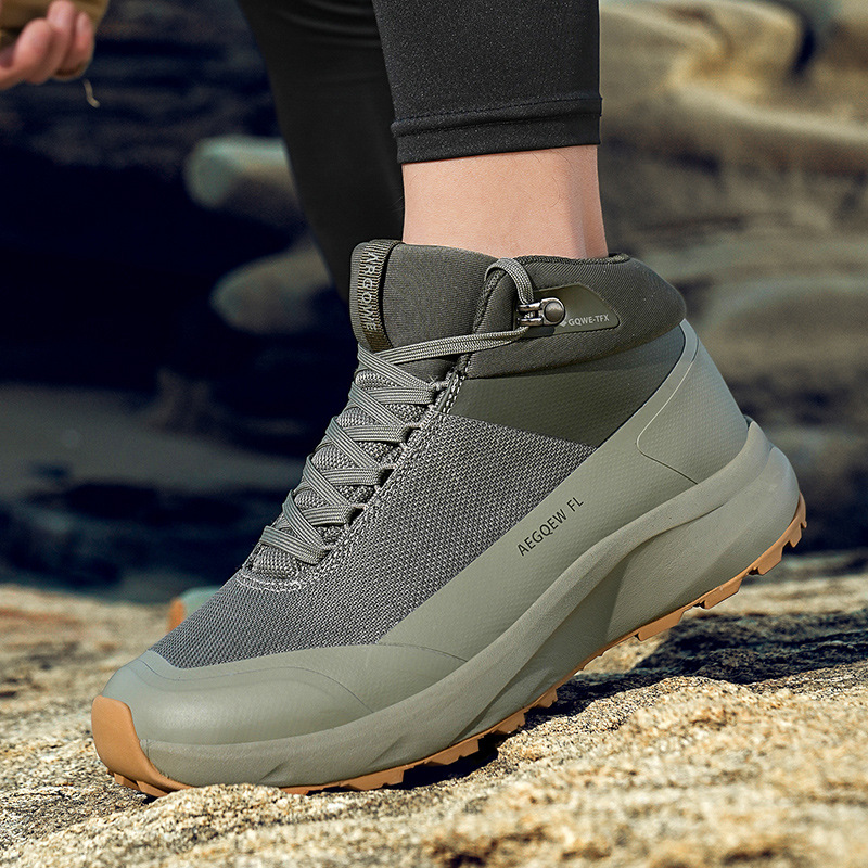 Hunting Outdoor Brand - Sepatu Hiking High Top Pria Merek